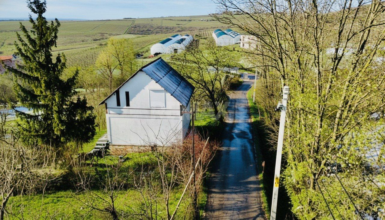 Vilă de vânzare – or. Durlești, str. I.P. Struguraș- LUXImediat după Gara de Sud - Poză 1
