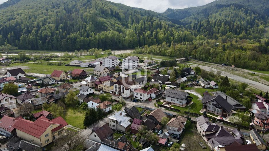 Casă în Gura Humorului, Ariniș | Refugiu în Stațiune Turistică - Poză 5