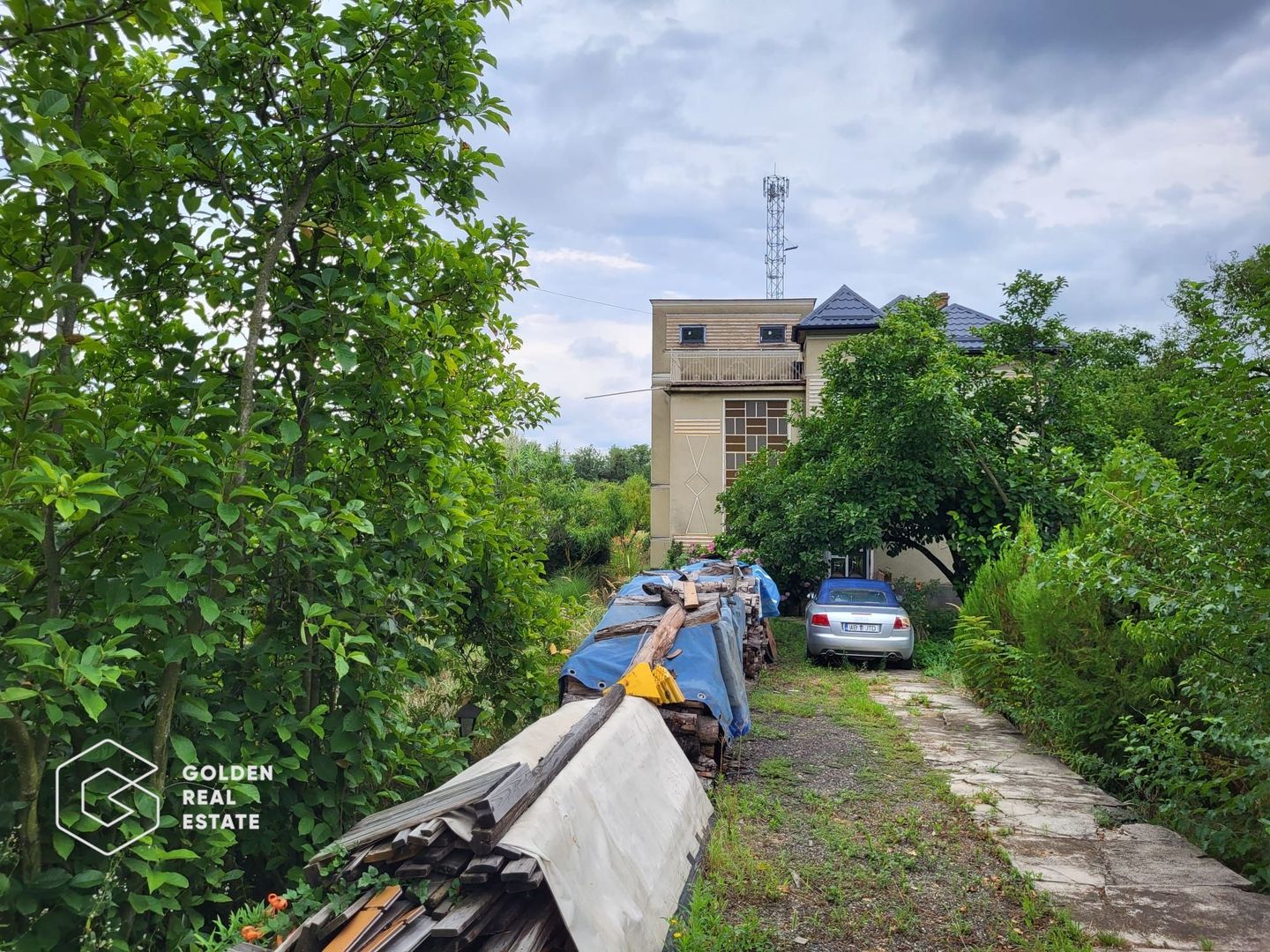 Casa cu D+P+E, 3500 mp teren, zona centrala, Paulis - Poză 2