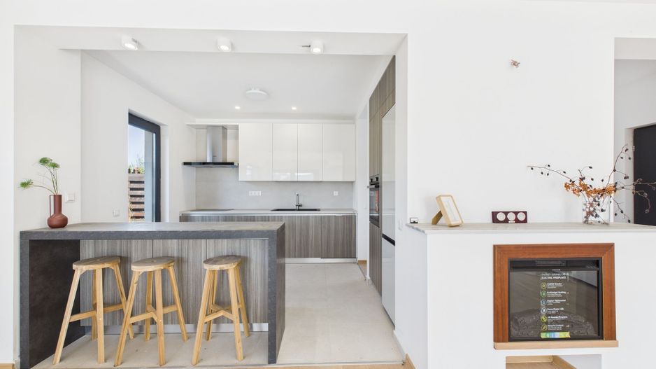 Casă modernă cu 3 dormitoare, curte și parcare – Corbeanca - Poză 14