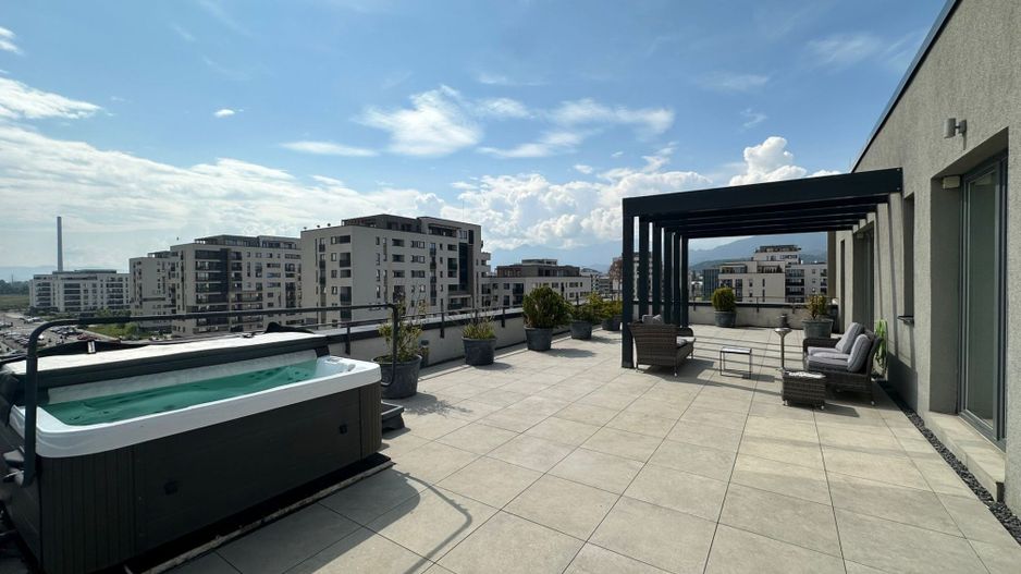 Vânzare penthouse LUX 4 camere cu terasa de 122 mp zona Coresi - Poză 4