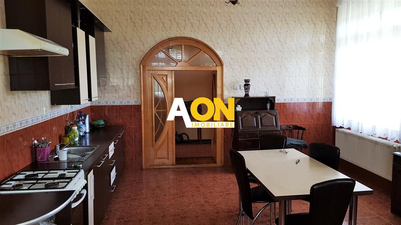 Casa de vanzare Cetate pretabila ca pensiune - Poză 10