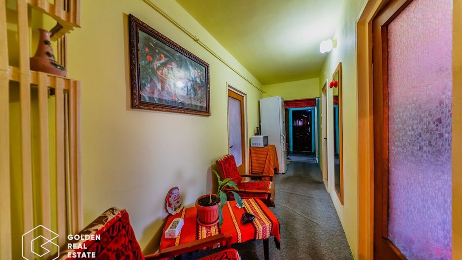 Apartament 4 camere, total decomandat, zona Miorita - Poză 11