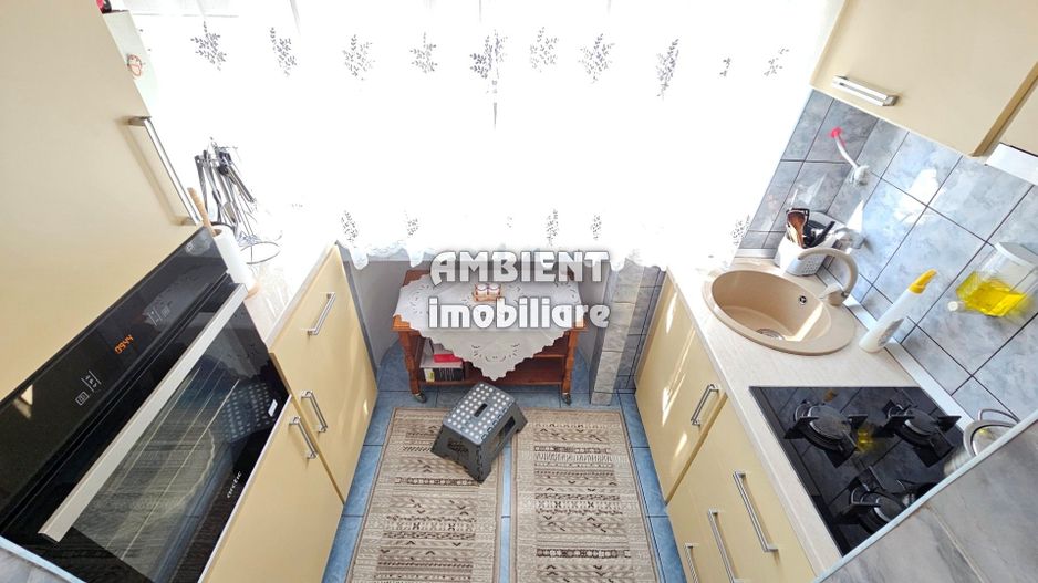 Apartament cu 2 camere, etaj 4, mobilat, zona CARTIER; - Poză 1