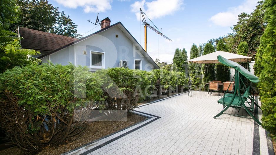 Chirie, casă, 3 nivele, 5 camere, str. Timiș, Centru - Poză 4