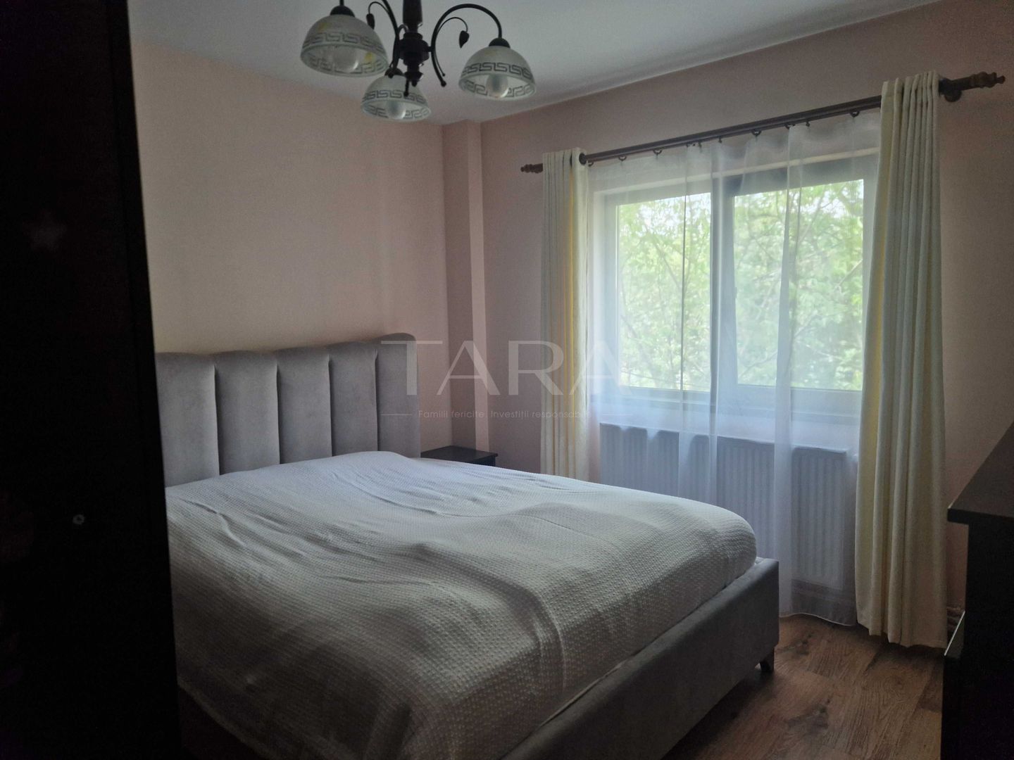 Apartament cu 2 camere decomandate, zona Între Lacuri. - Poză 6