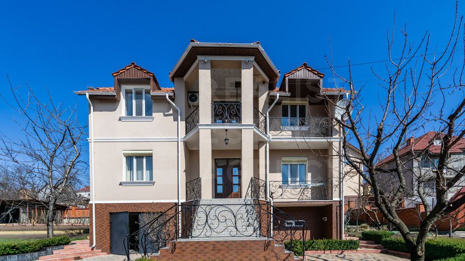 Vânzare, casă, 3 nivele, 200 mp + 10 ari, str. Gura Văii, Rîșcani - Poză 3
