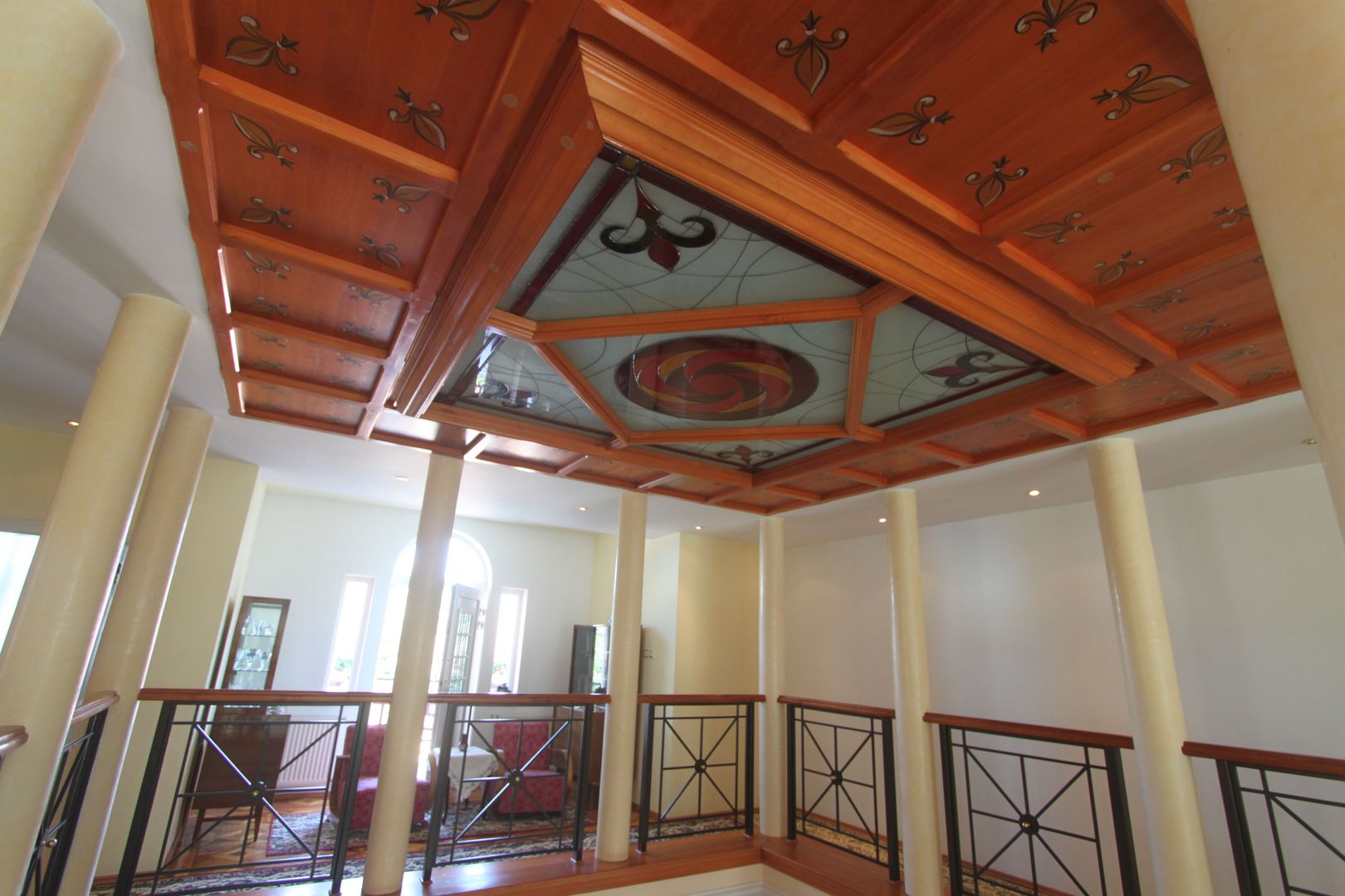 Casă / Vilă cu 8 camere de vânzare în zona Semicentral - Poză 23