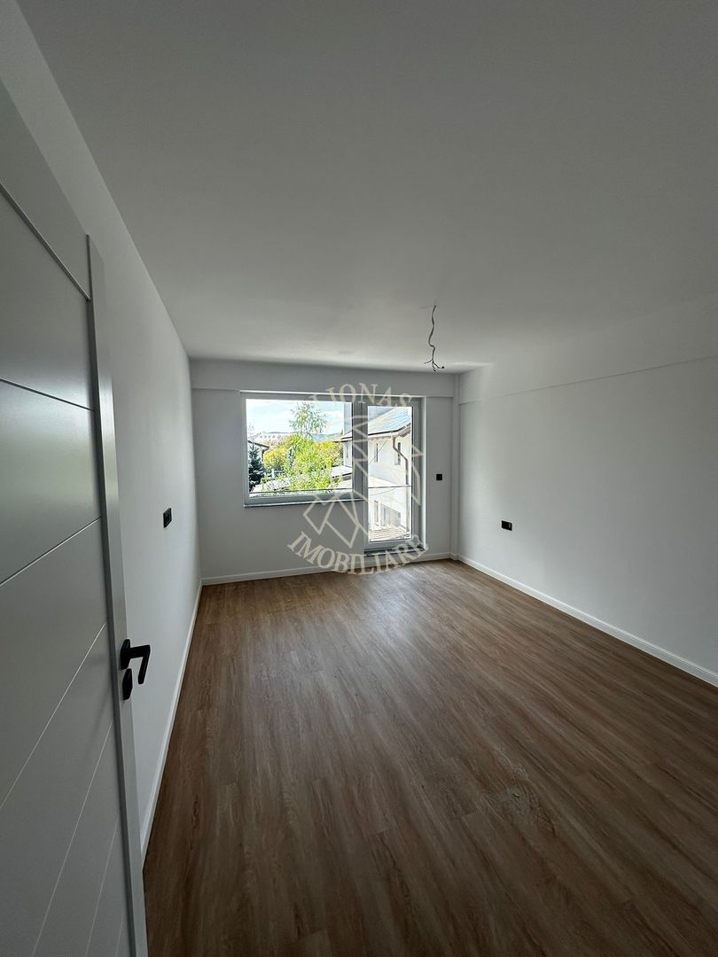 Apartament Nou Finisat 2 camere-balcon 9 mp-etaj 1-Zona Libertatii - Poză 3