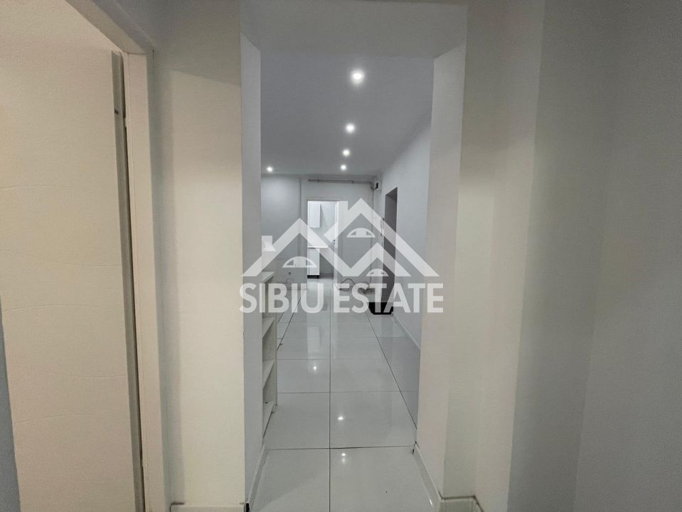 Spatiu comercial la pret de apartament zona Rahovei  parter - Poză 2