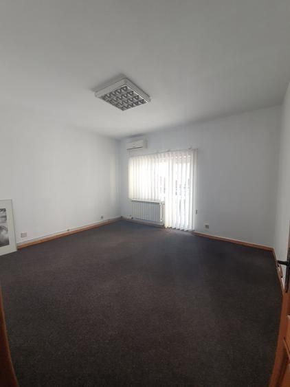 vila 7 camere birouri-sediu firma Cotroceni - Poză 6