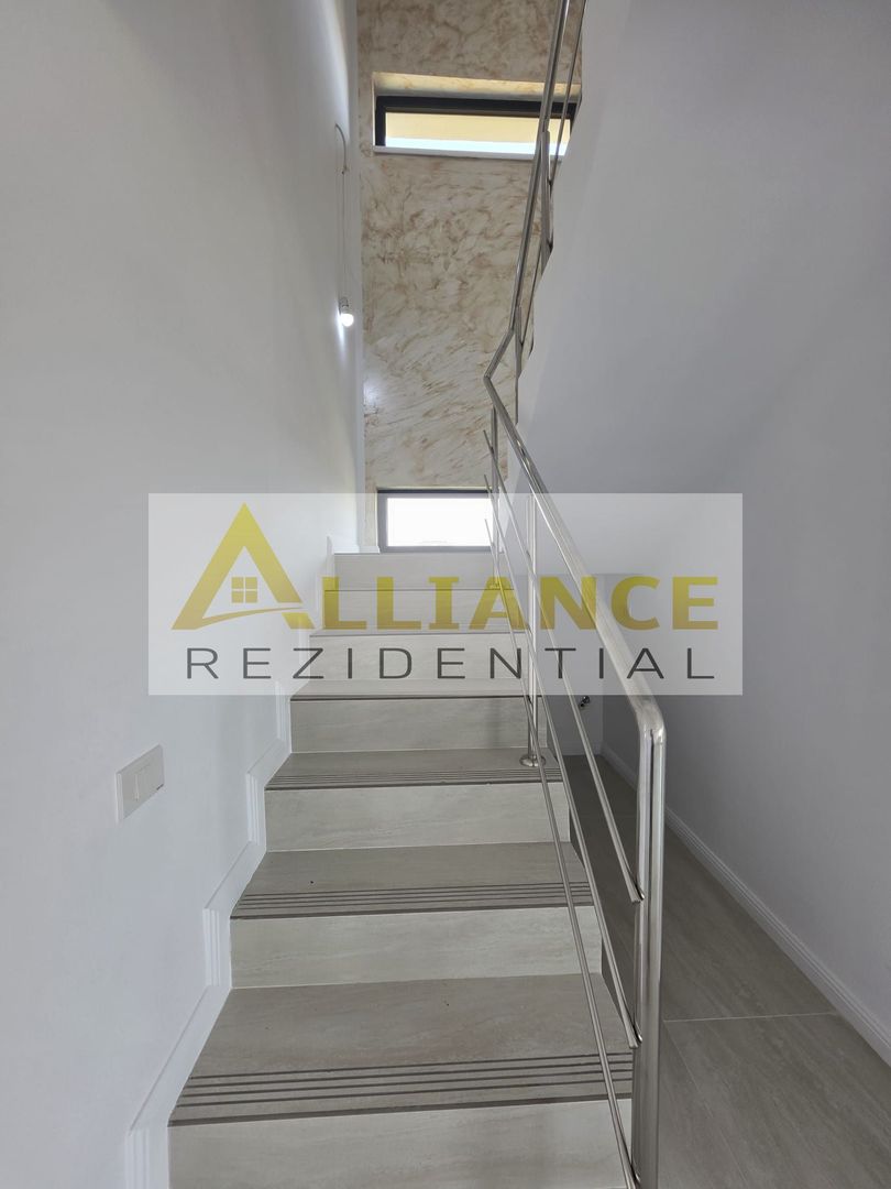 Vila 4 Camere | Curte amenajata - Poză 11