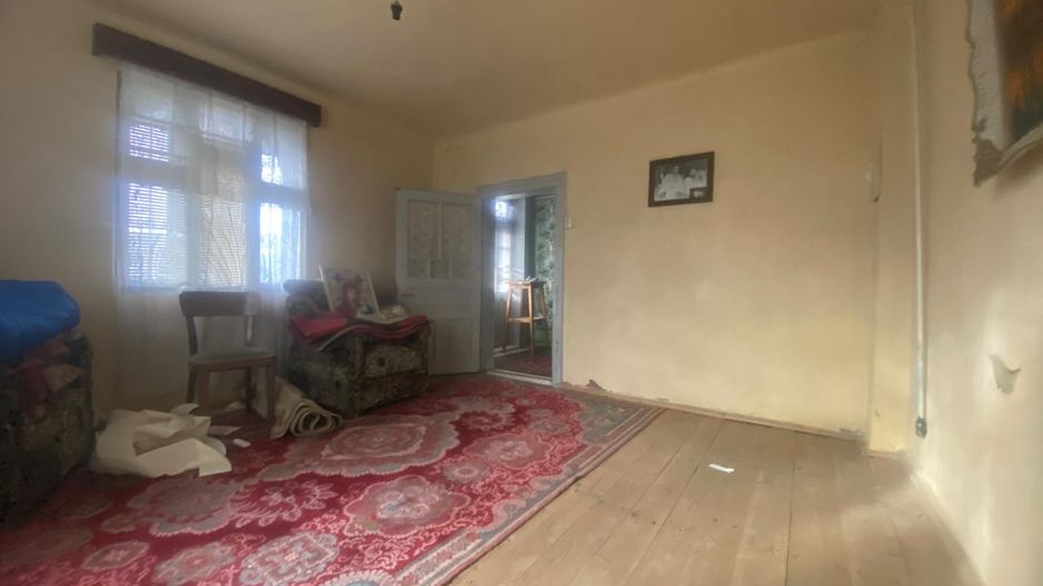 Vanzare casă cu teren generos în Săcueni, la 15 minute de Târgoviște - Poză 6