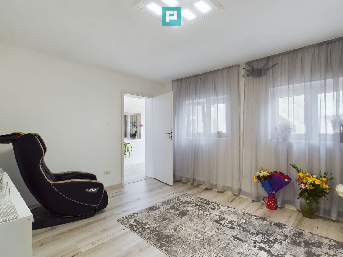Casă Individuală tip Parter și Mansardă zona Girocului - Poză 9