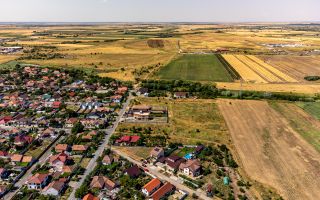 Loc de casă în Poltura Arad - Poză 4