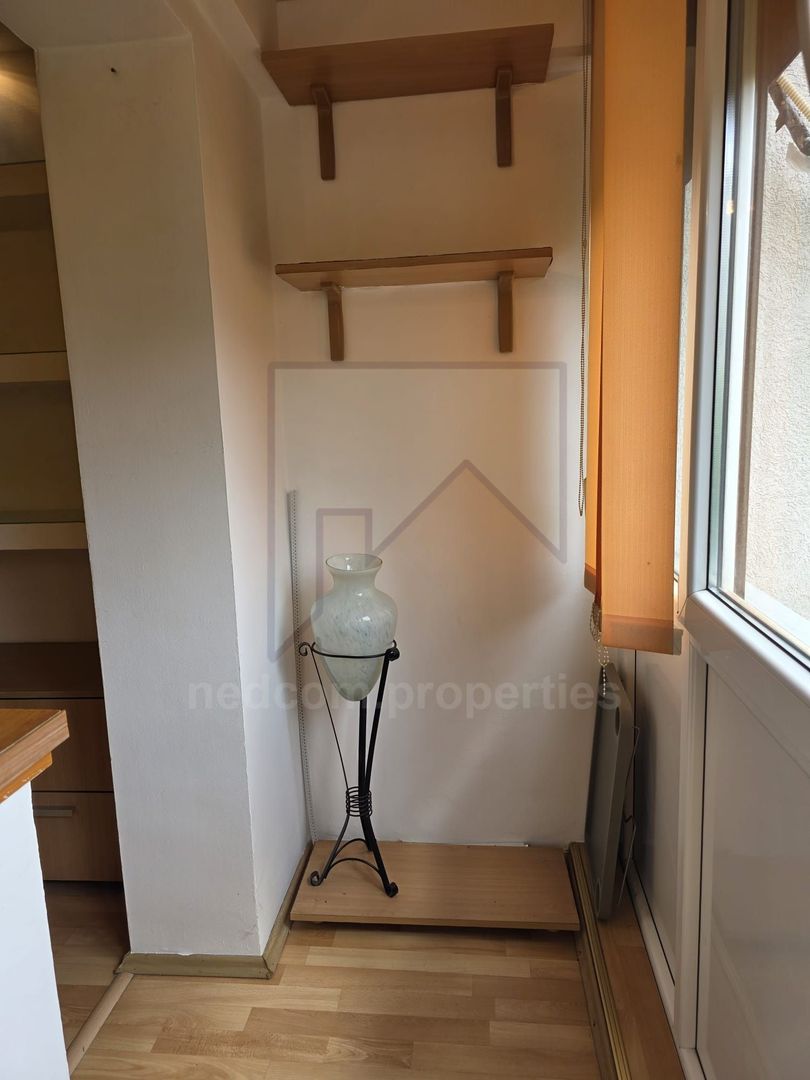 Vanzare apartament 2 camere Lizeanu - Poză 4