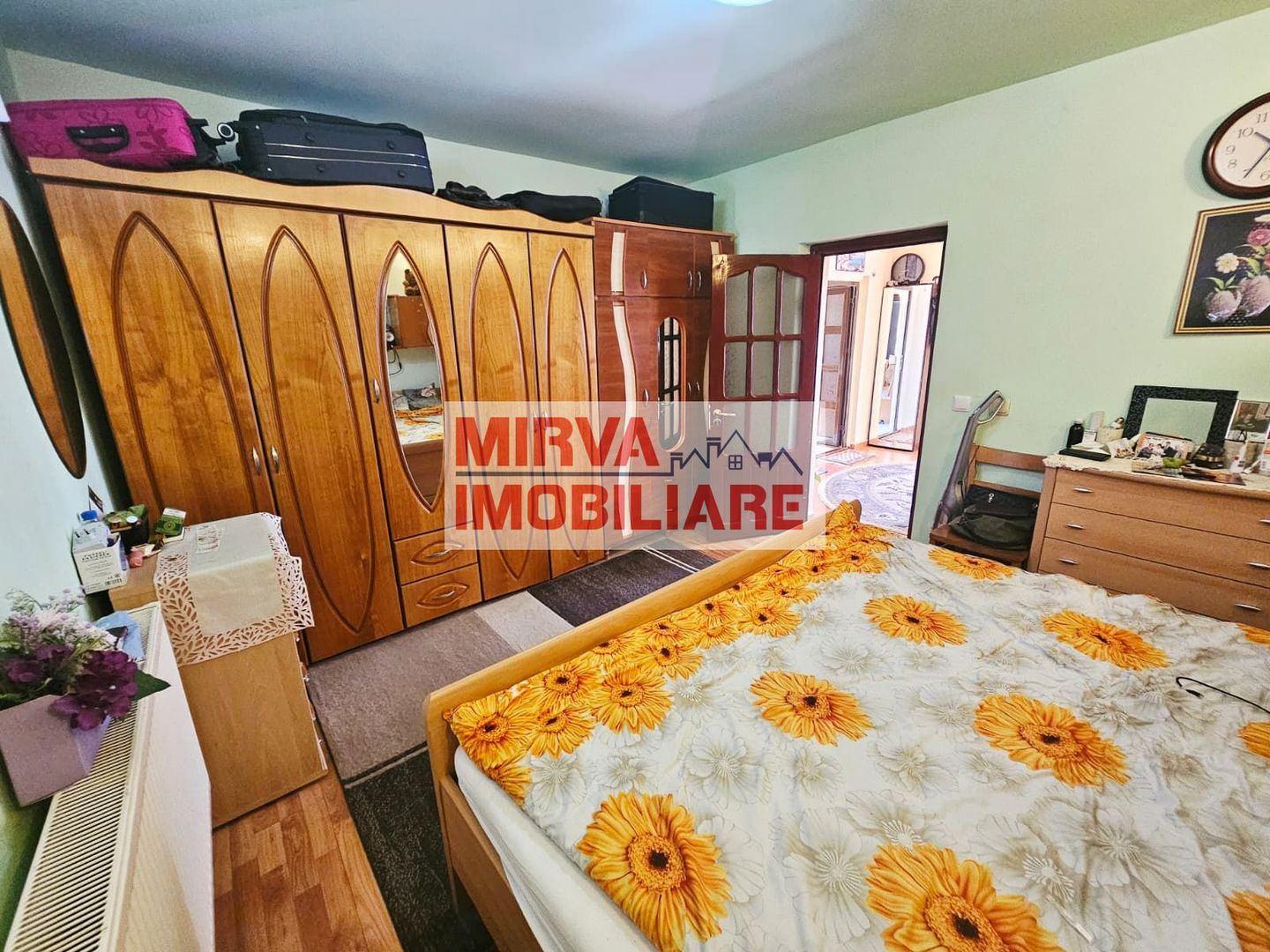 🏡 Casă spațioasă cu 9 camere în Strejnicu – pentru locuință, birouri - Poză 89