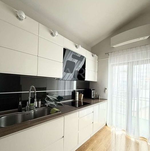 Apartament elegant singur pe nivel în zona The Office Cluj-Napoca. - Poză 3