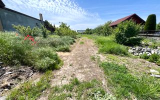 Teren intr-o pozitie inedita, 2.200mp, toate utilitatile si asfalt - Poză 1