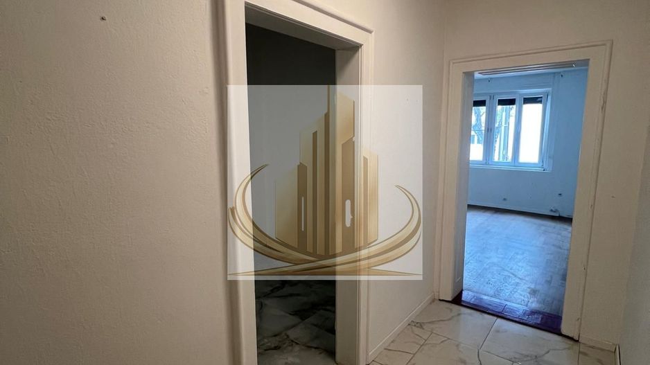 Apartament la Casă, Curte Privată, Bucătărie de Vară, Renovat, Lipovei - Poză 12