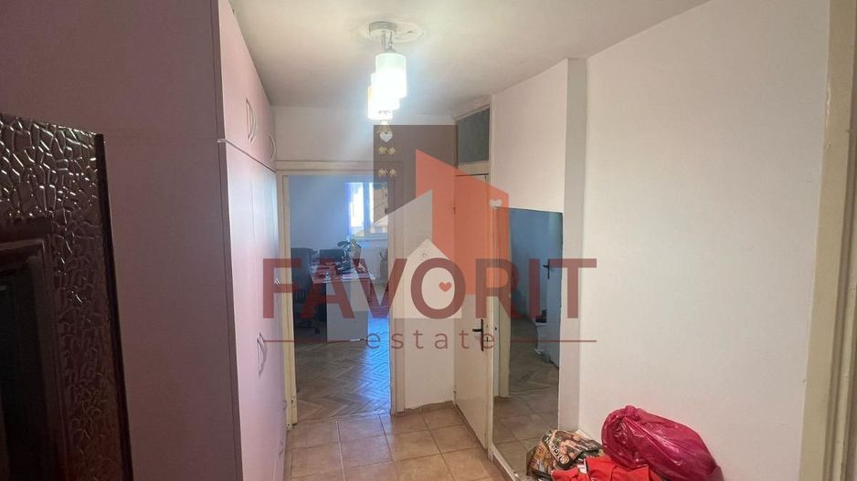1 camera, decomandat | etaj 2 | centrala proprie | balcon | zona excelenta - Poză 1