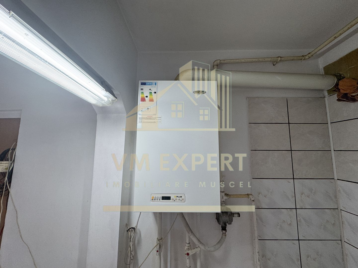 APARTAMENT 3 CAMERE ETAJ 4 CAMPULUNG VISOI - Poză 19