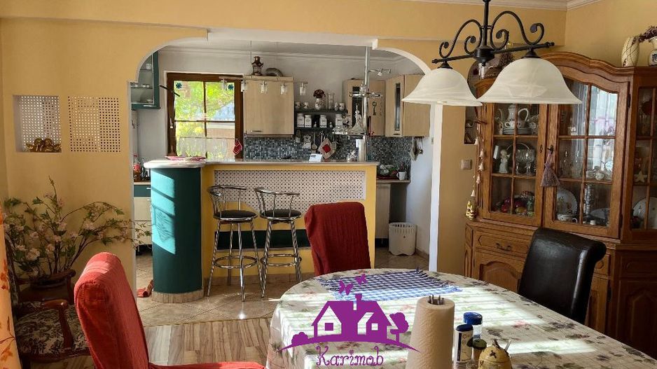 Casa zona Spitalul Judeten - Poză 3