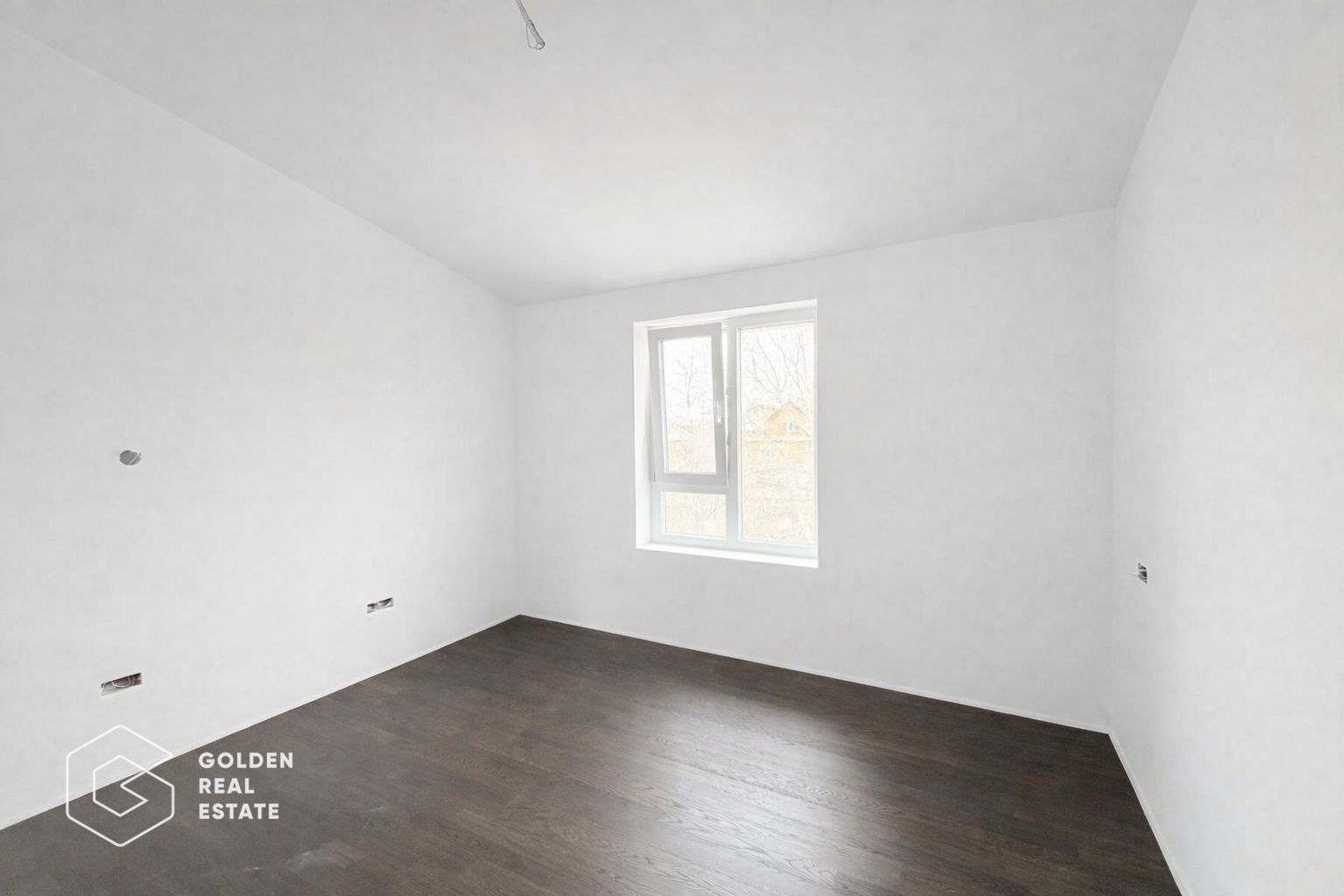 Jumatate de duplex, casa la pret de apartament in Chisoda - Poză 10