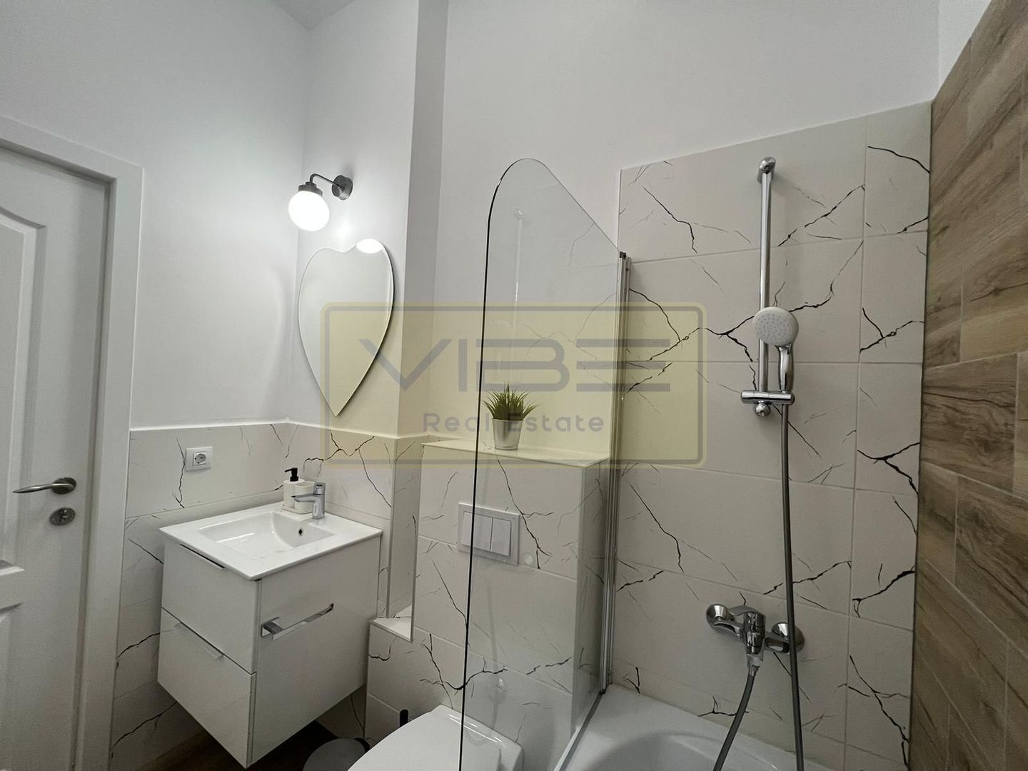 Apartament 2 camere decomandat 10 min COPOU - Univ.Al I Cuza si UMF - Poză 26
