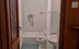 De închiriat – Apartament 3 camere, proximitate UMF/Spital - Poză 8