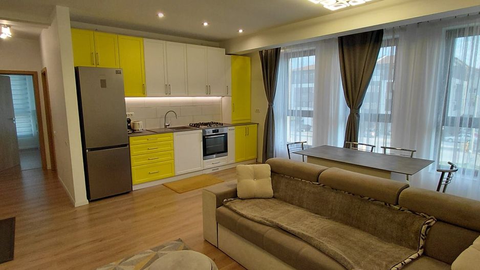 APARTAMENT GIROC, 3 CAMERE, ETAJ 2 - Poză 1