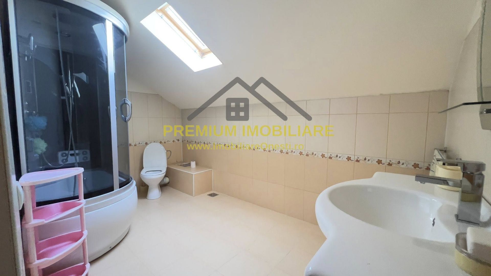 Proprietate de vanzare in Onesti - Poză 13