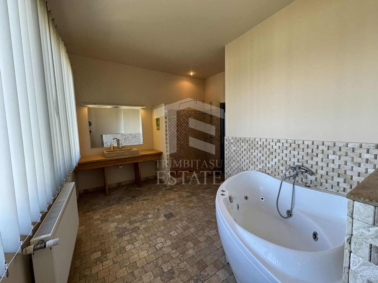 Hala productie P+1 si apartament de serviciu Navodari - c-tie beton - Poză 19