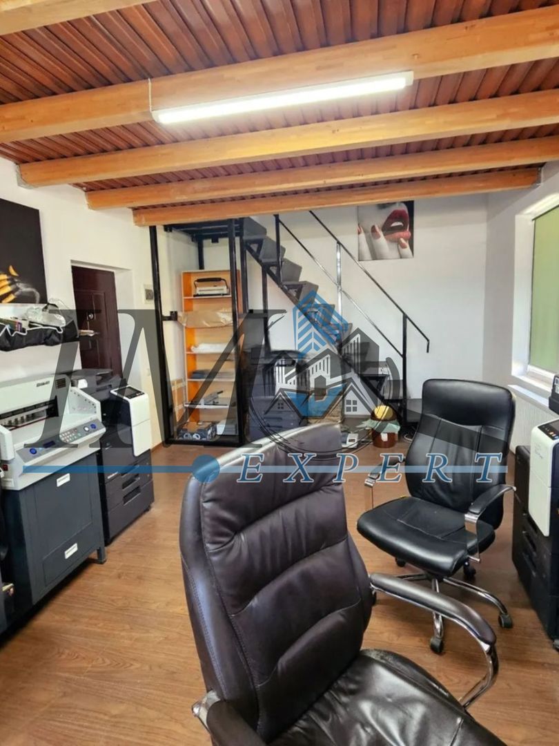 Apartament de vanzare cu 4 camere in zona Centru Alba Iulia - Poză 1