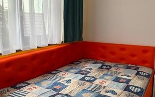 Casă spațioasă cu finisaje de lux și teren generos - Poză 7