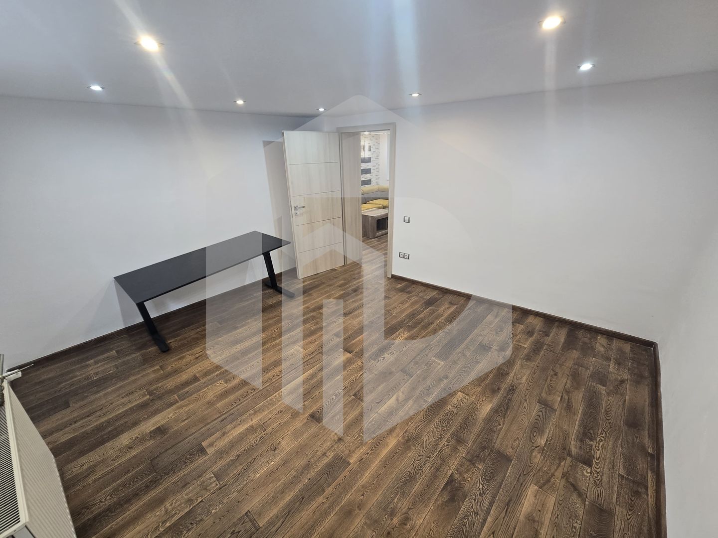 Casa singur in curte 4 camere 650 teren Piata Cluj - Poză 18