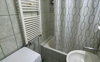 Garsoniera, 28mp, decomandata, zona Diamant - Poză 6