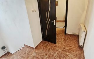 Casă 5 camere + teren generos 1700 mp – Ariceștii Rahtivani - Poză 28