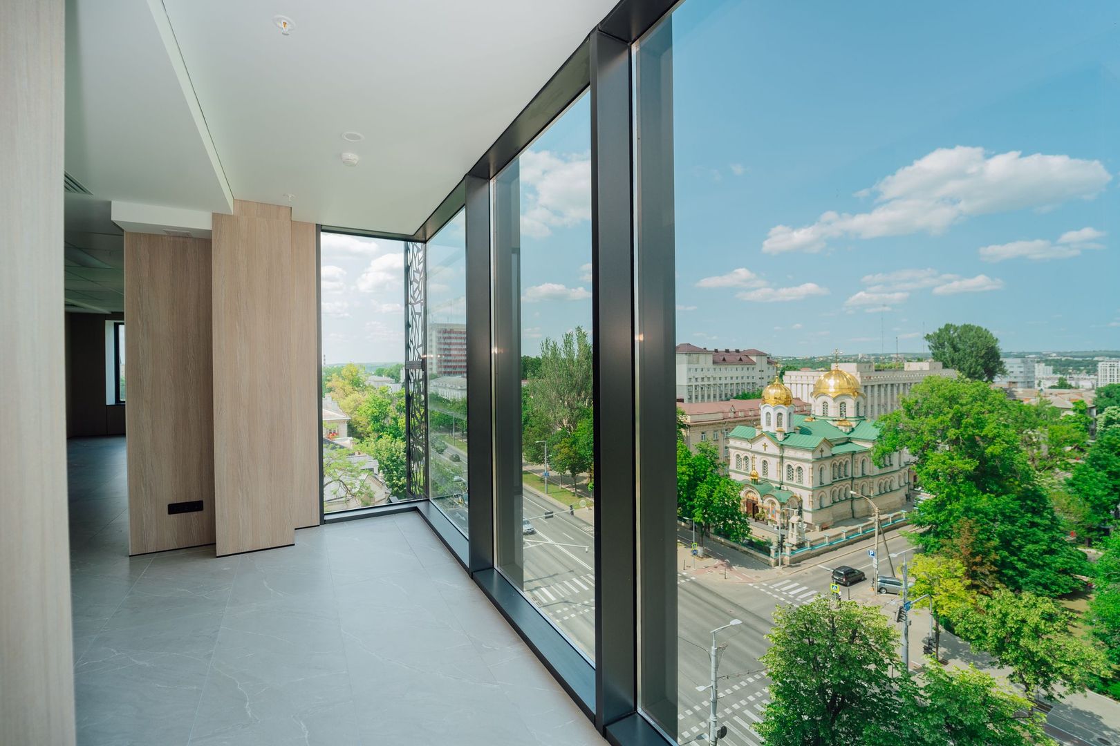 SPRE CHIRIE SPAȚIU COMERCIAL PENTRU BIROU | OFICIU 88 m2 Premium Location Bussines | Chișinău ,Centru ,Str.Bul.Ștefan Cel Mare și Sfânt , 115/1 - Poză 4