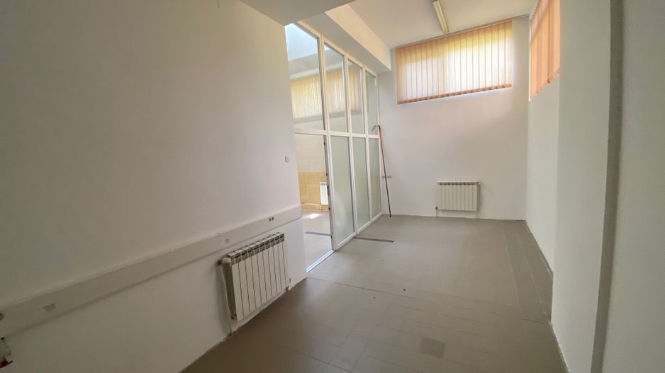 Spatiu de birou sau comercial - Poză 3