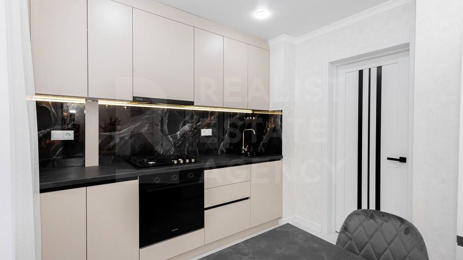 Vânzare, apartament, 2 camere, str. Vasile Lupu, Buiucani - Poză 1