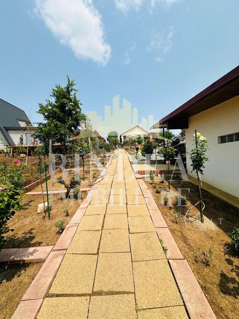 Casa de vis, constructie 2023 Charlottenburg- COMISION 0 - Poză 2