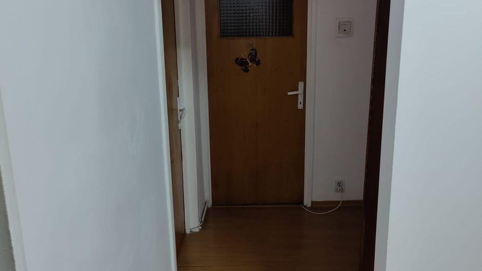 Apartament 3 camere de vânzare Drumul Taberei - Poză 4
