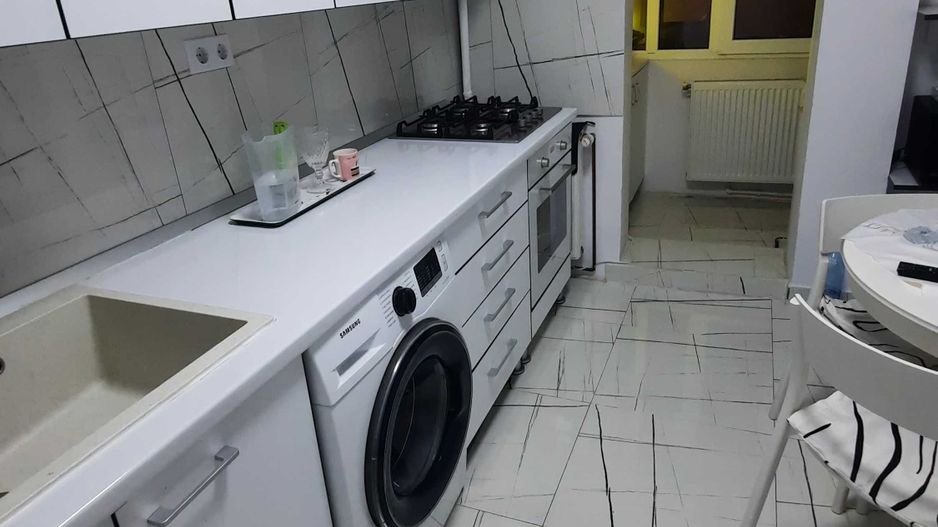 3 camere decom. , 2 bai, etaj 1, Mazepa 1 , renovat, mobilat, utilat - Poză 2