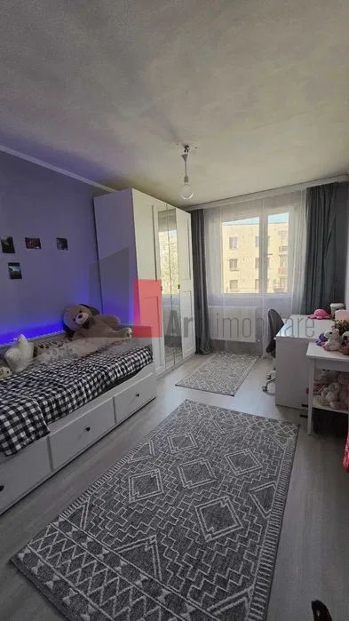 Aparatament 2 camere metrou Titan - Poză 5