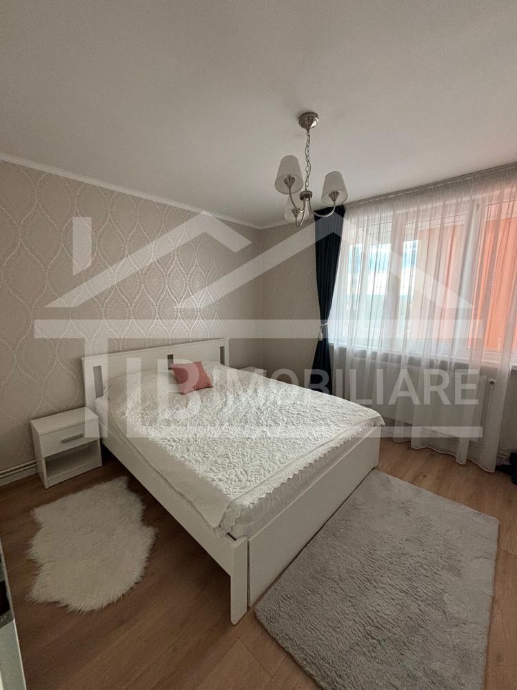Apartament cu 2 camere, decomandat, 54 mp, Zona Poli 2 - Poză 3