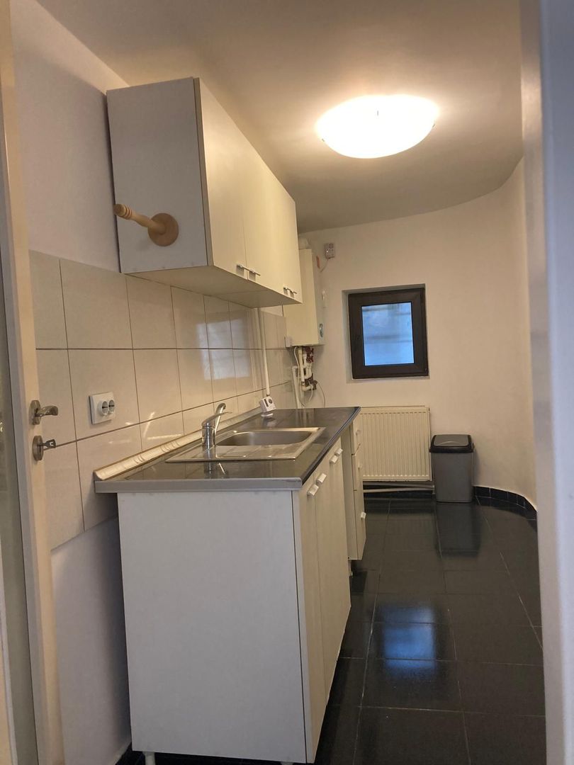 Garsoniera Primaverii | DEMISOL -28 mp+ LOC DE PARCARE - Poză 4