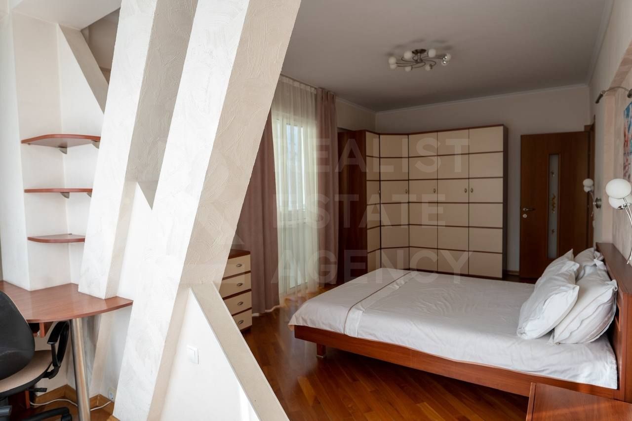 Chirie, apartament, 3 camere, str. Colina Puşkin, Centru - Poză 2