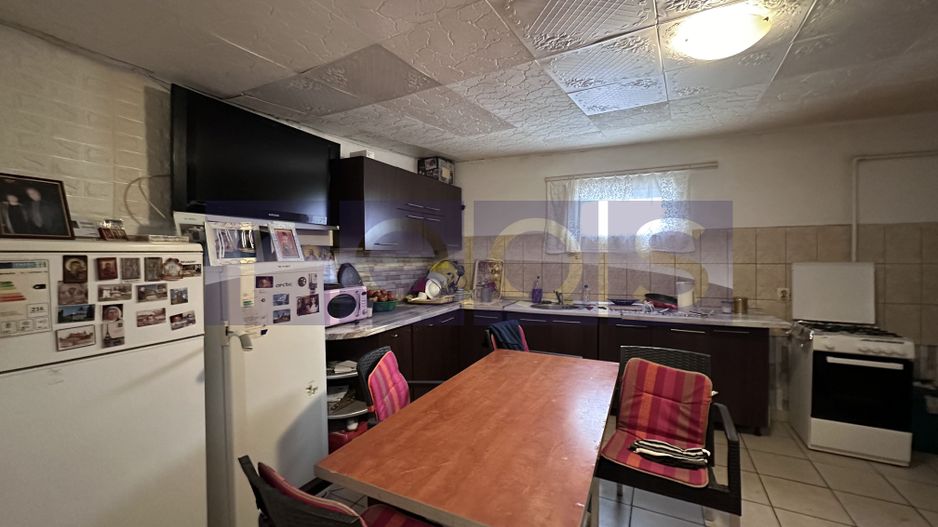 | CASA 3 CAMERE +CURTE | SOSEAUA CHITILEI | TRAMVAI MARMUREI-500 METRI - Poză 8