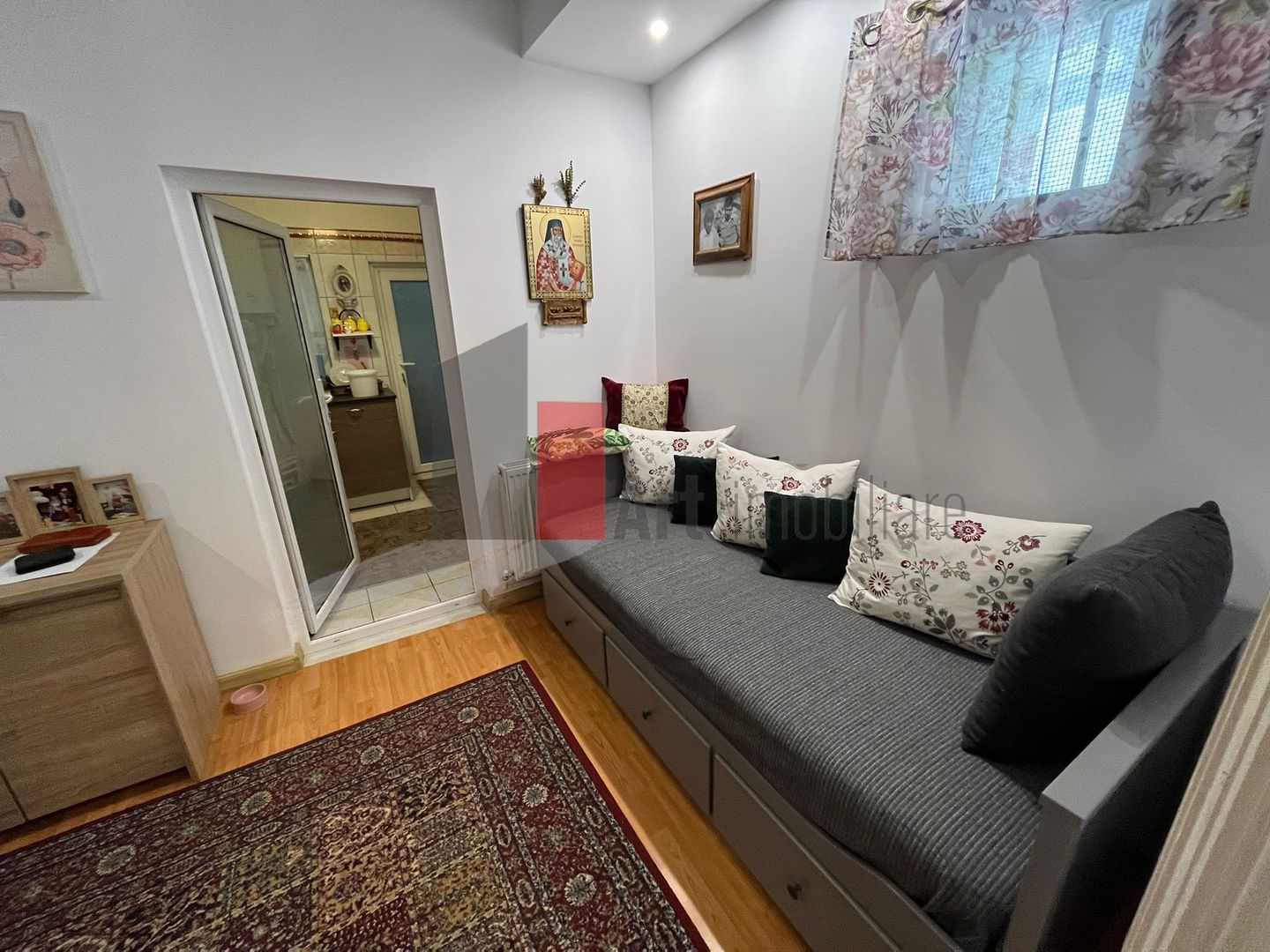 Vila "TRANO" , singur curte, P+1+pod, intimitate - Poză 6